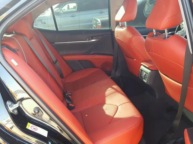 4T1BZ1HK2JU014711 - 2018 TOYOTA CAMRY XSE BLACK photo 6