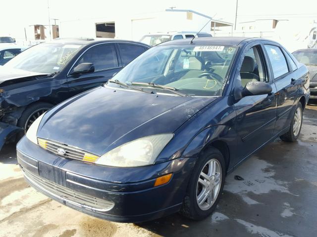 1FAFP34393W285879 - 2003 FORD FOCUS SE C BLUE photo 2