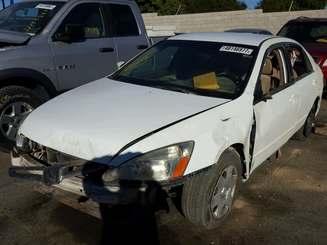 1HGCM56475A085219 - 2005 HONDA ACCORD LX WHITE photo 2