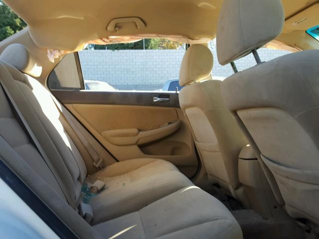 1HGCM56475A085219 - 2005 HONDA ACCORD LX WHITE photo 6