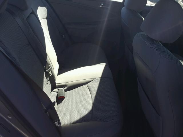 5NPEB4AC0CH441425 - 2012 HYUNDAI SONATA GLS GRAY photo 6