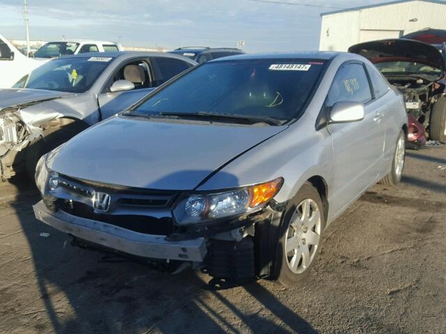 2HGFG12618H576718 - 2008 HONDA CIVIC LX SILVER photo 2