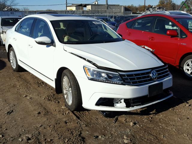 1VWBT7A30GC069620 - 2016 VOLKSWAGEN PASSAT SE WHITE photo 1