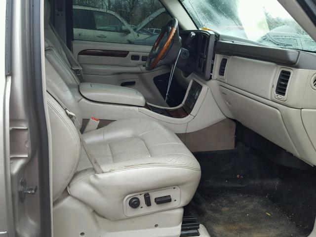 3GYEK63N82G130501 - 2002 CADILLAC ESCALADE E TAN photo 5