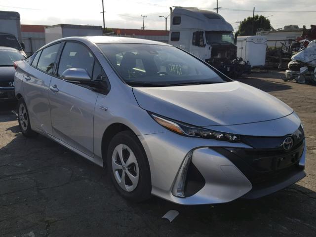 JTDKARFP0J3081760 - 2018 TOYOTA PRIUS PRIM 银色 照片 1