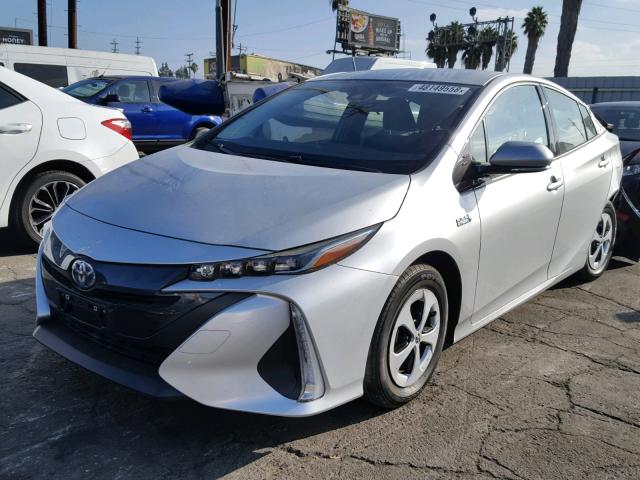 JTDKARFP0J3081760 - 2018 TOYOTA PRIUS PRIM 银色 照片 2
