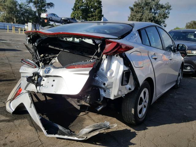 JTDKARFP0J3081760 - 2018 TOYOTA PRIUS PRIM 银色 照片 4