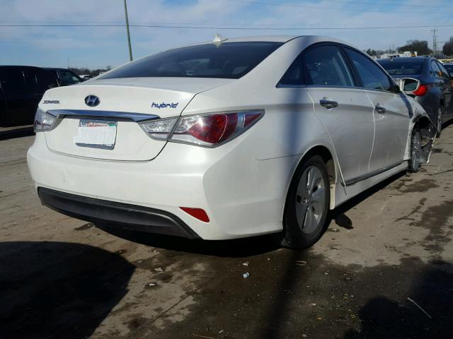 KMHEC4A43DA088169 - 2013 HYUNDAI SONATA HYB WHITE photo 4