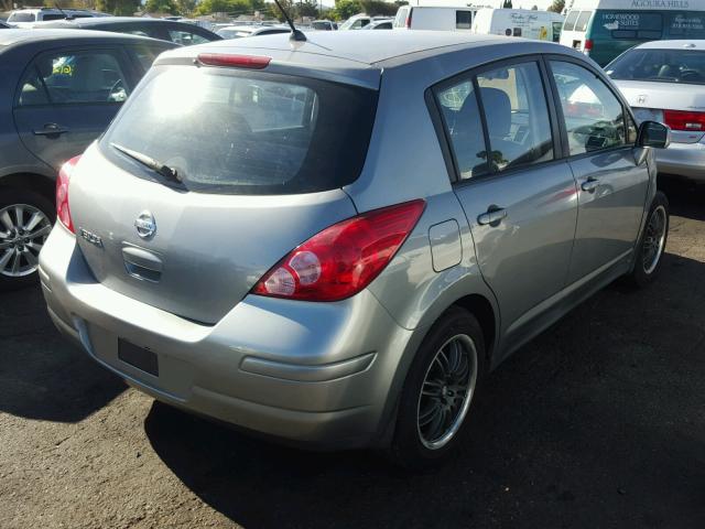 3N1BC13EX7L393745 - 2007 NISSAN VERSA S GRAY photo 4