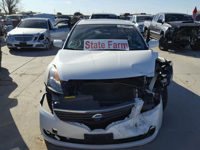 1N4AL21E49N554987 - 2009 NISSAN ALTIMA 2.5 WHITE photo 9