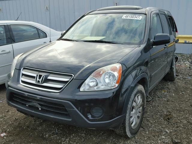 JHLRD78945C016525 - 2005 HONDA CR-V SE BLACK photo 2