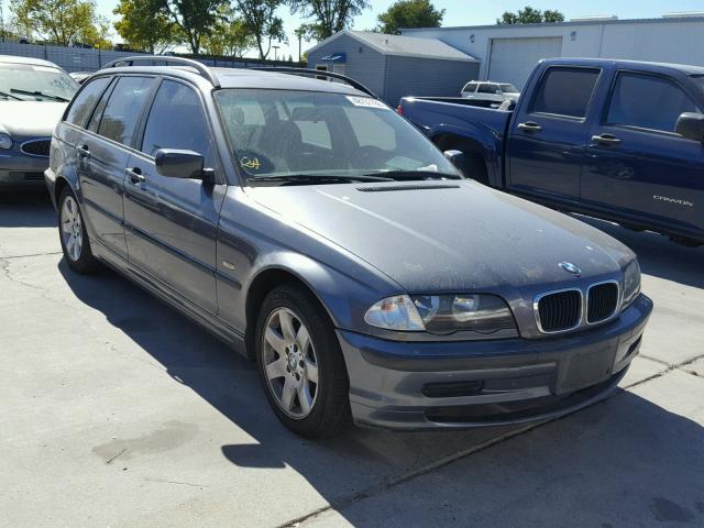 WBAAR3342YJM02597 - 2000 BMW 323 IT GRAY photo 1