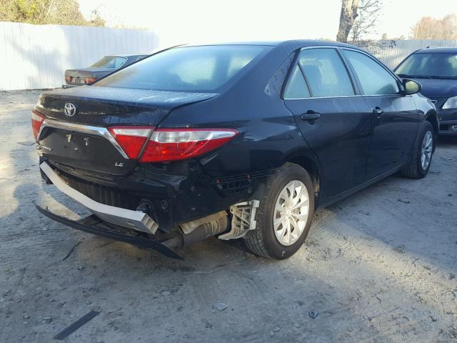 4T1BF1FK5FU907720 - 2015 TOYOTA CAMRY LE შავი ფოტო 4