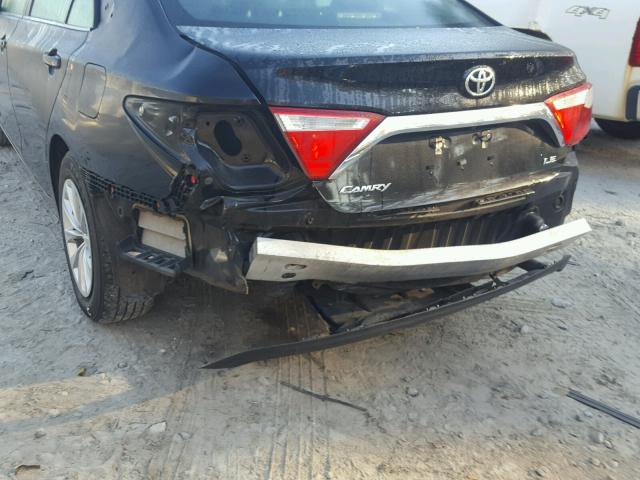 4T1BF1FK5FU907720 - 2015 TOYOTA CAMRY LE შავი ფოტო 9
