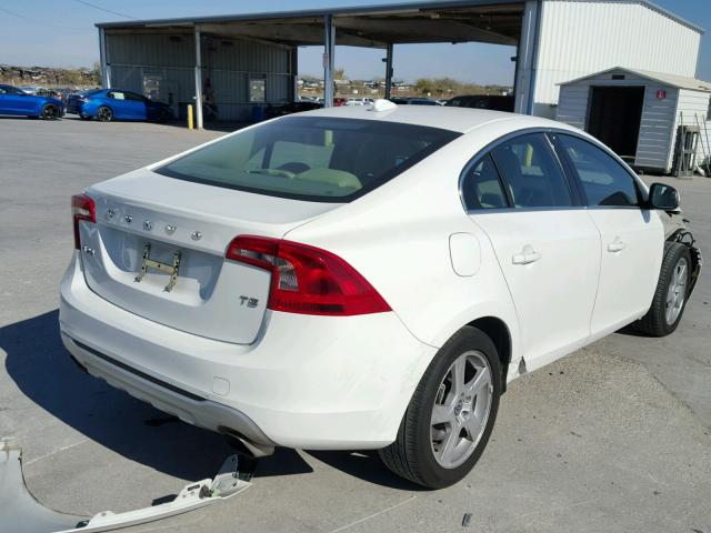 YV1622FS1C2054838 - 2012 VOLVO S60 T5 WHITE photo 4