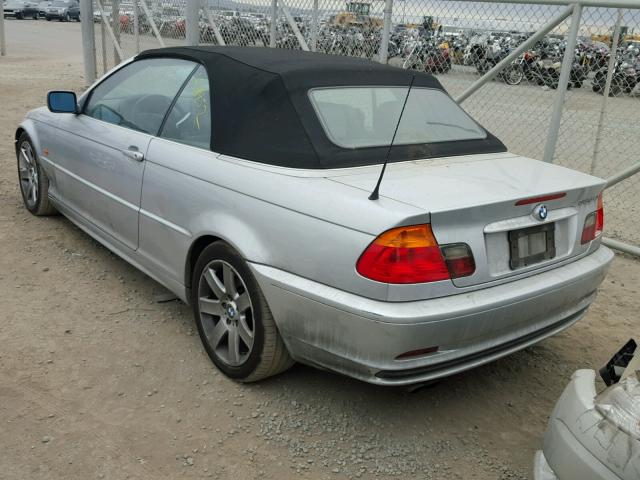 WBABS33411JY52370 - 2001 BMW 325 CI SILVER photo 3