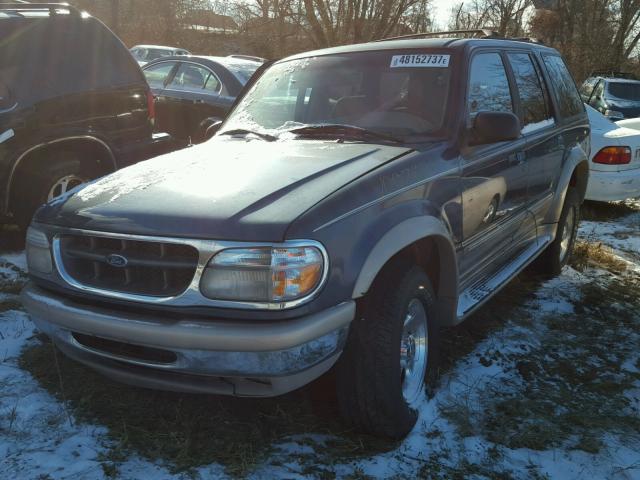 1FMZU32E3WZB25497 - 1998 FORD EXPLORER BLUE photo 2