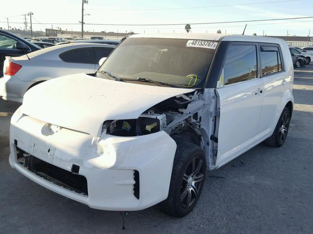 JTLZE4FE7C1146935 - 2012 TOYOTA SCION XB WHITE photo 2