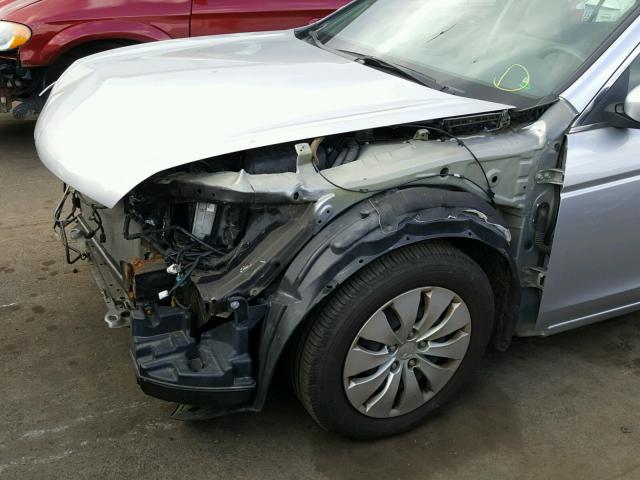 1HGCP2F36AA025603 - 2010 HONDA ACCORD LX SILVER photo 9