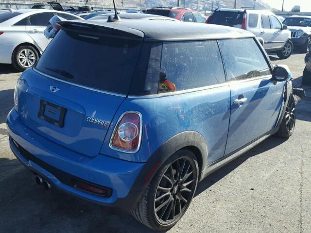 WMWSV3C54DT476322 - 2013 MINI COOPER S BLUE photo 4