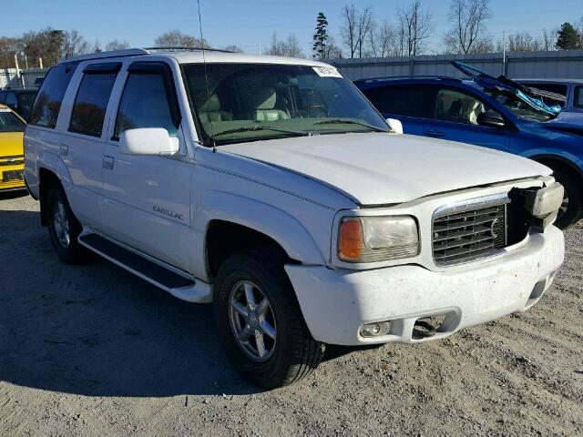 1GYEK13R1YR108354 - 2000 CADILLAC ESCALADE WHITE photo 1