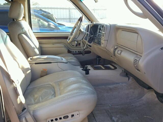 1GYEK13R1YR108354 - 2000 CADILLAC ESCALADE WHITE photo 5