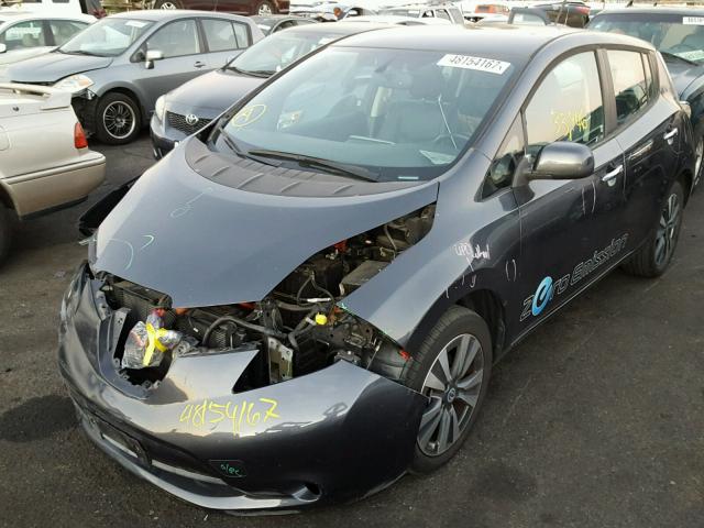 1N4AZ0CP0DC403098 - 2013 NISSAN LEAF S GRAY photo 2