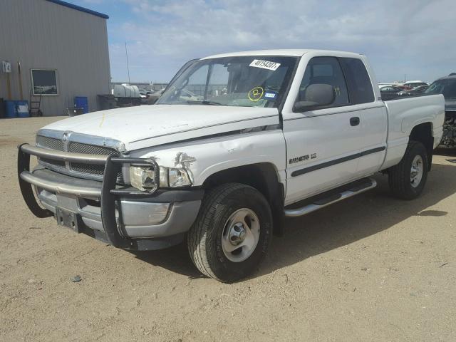 3B7HF13Z6YM227770 - 2000 DODGE RAM 1500 WHITE photo 2