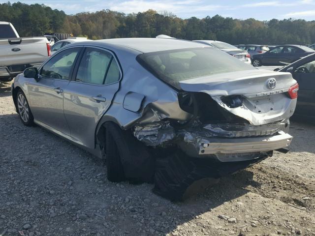 JTNB11HK3J3011166 - 2018 TOYOTA CAMRY L 银色 照片 3