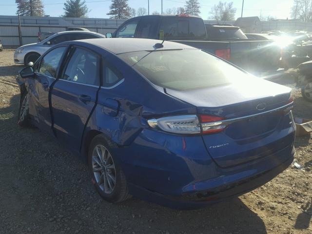 3FA6P0H72HR125977 - 2017 FORD FUSION SE BLUE photo 3