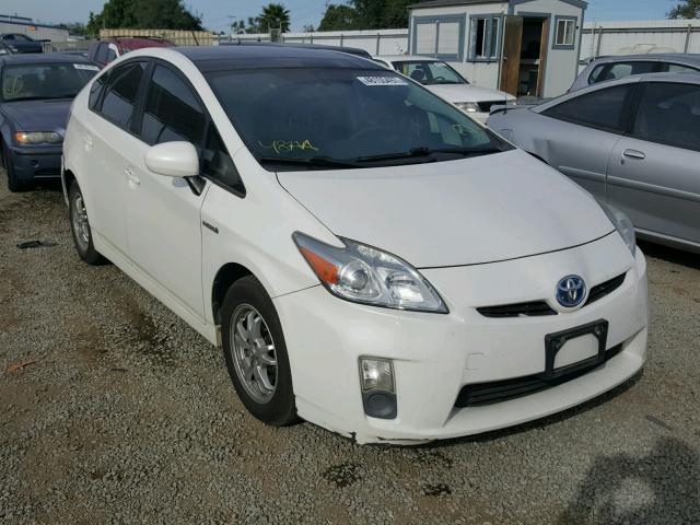 JTDKN3DU0B0261074 - 2011 TOYOTA PRIUS WHITE photo 1