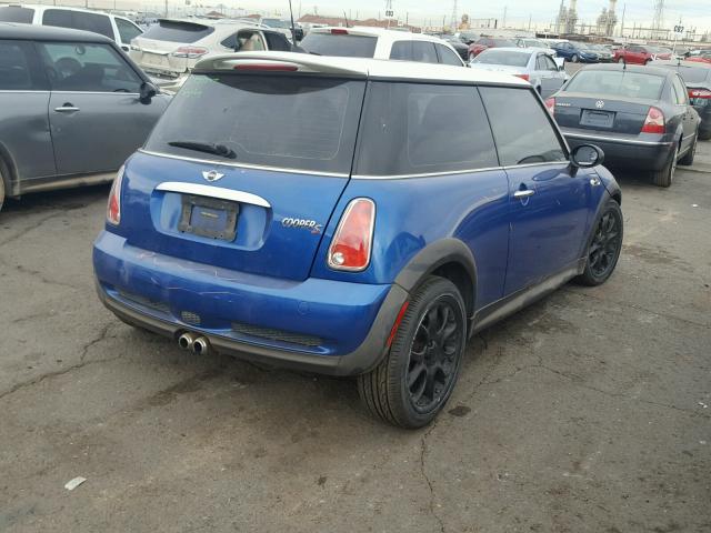 WMWRE33586TN27175 - 2006 MINI COOPER S BLUE photo 4