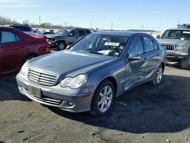 WDBRF92H07F884105 - 2007 MERCEDES-BENZ C 280 4MAT GRAY photo 2