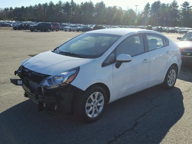 KNADM4A33G6575350 - 2016 KIA RIO LX WHITE photo 2