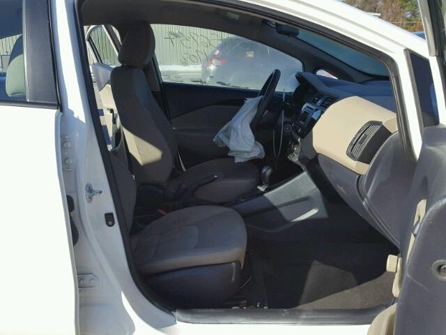 KNADM4A33G6575350 - 2016 KIA RIO LX Սպիտակ լուսանկար 5