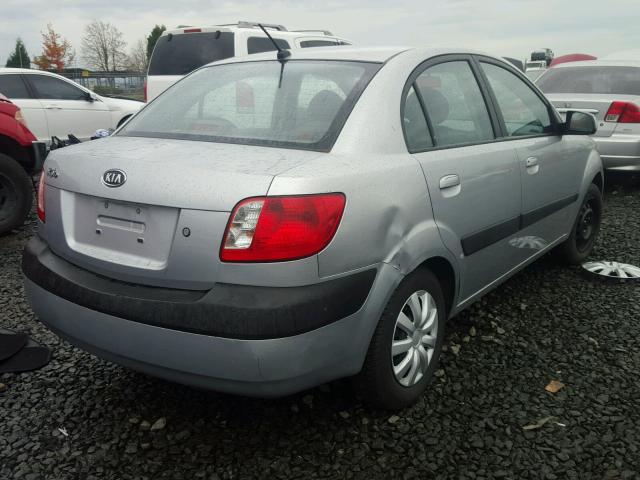 KNADE123076239813 - 2007 KIA RIO BASE SILVER photo 4