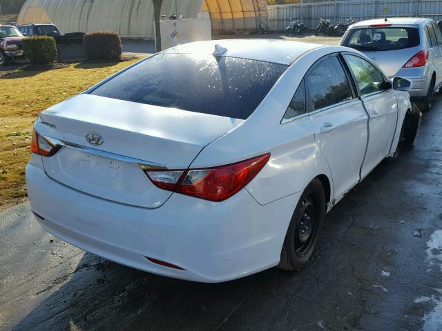 5NPEB4AC0BH150714 - 2011 HYUNDAI SONATA GLS WHITE photo 4