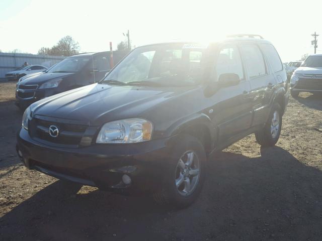 4F2YZ02Z56KM12335 - 2006 MAZDA TRIBUTE I BLACK photo 2