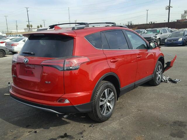 2T3WFREV6HW320240 - 2017 TOYOTA RAV4 XLE RED photo 4