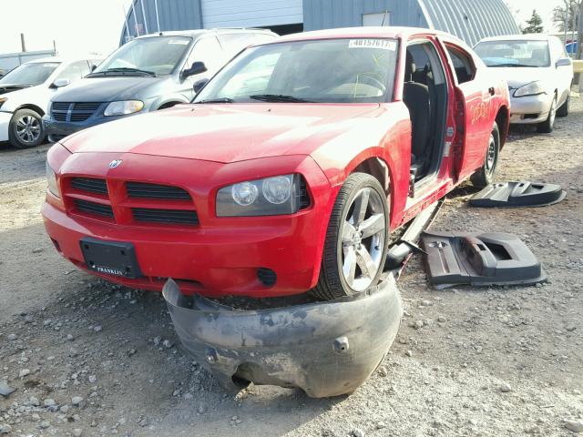 2B3KA43RX8H154215 - 2008 DODGE CHARGER RED photo 2