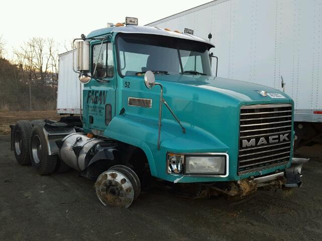 1M1AA13YXVW073082 - 1997 MACK 600 CH600 TURQUOISE photo 1