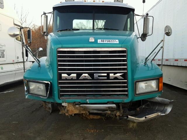 1M1AA13YXVW073082 - 1997 MACK 600 CH600 TURQUOISE photo 10