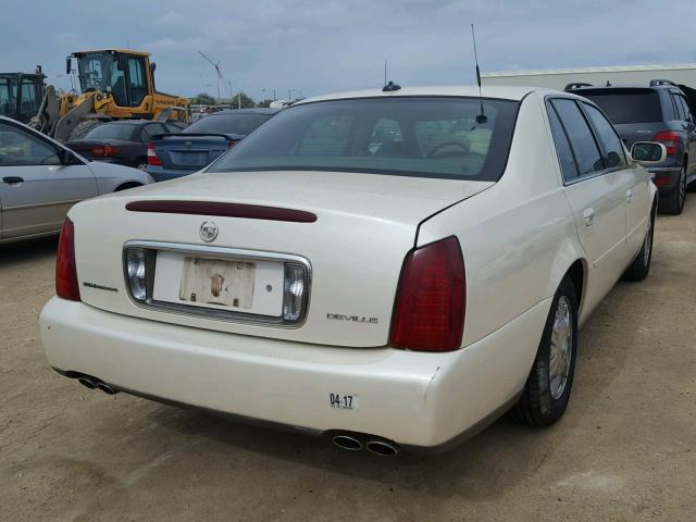 1G6KD54Y83U265243 - 2003 CADILLAC DEVILLE WHITE photo 4