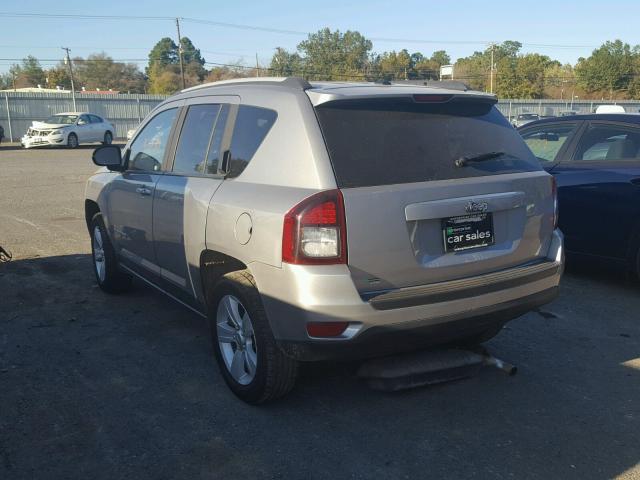 1C4NJCBA9GD640933 - 2016 JEEP COMPASS SP SILVER photo 3