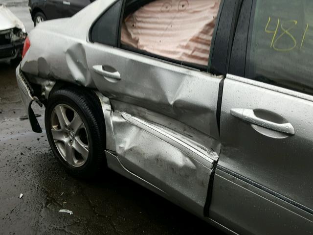 JH4KB16585C013417 - 2005 ACURA RL ნაცრისფერი ფოტო 9