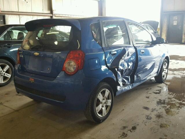 KL1TD66EX9B647571 - 2009 CHEVROLET AVEO LS BLUE photo 4