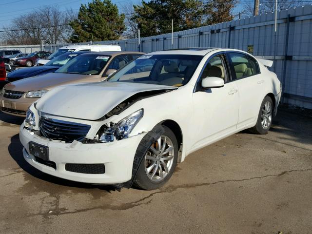 JNKBV61F88M278583 - 2008 INFINITI G35 WHITE photo 2