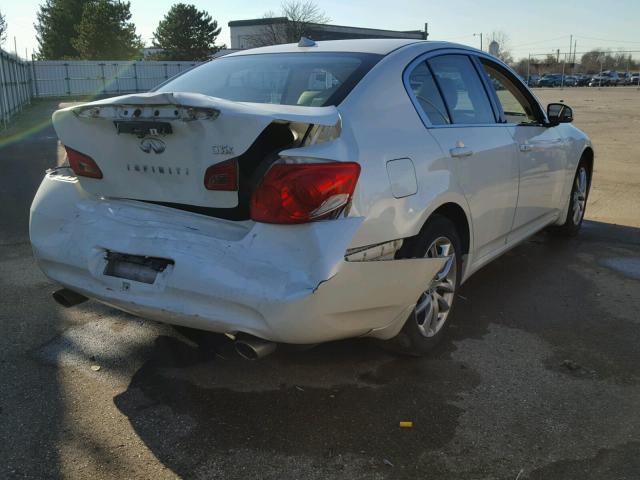 JNKBV61F88M278583 - 2008 INFINITI G35 WHITE photo 4