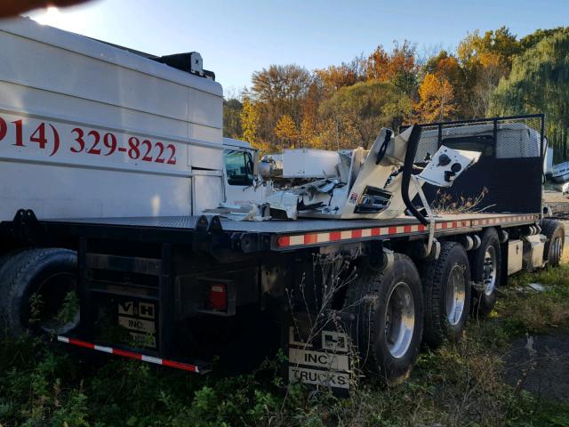 5KKHAXDV7KLKD4985 - 2019 WESTERN STAR/AUTO CAR CONVENTION WHITE photo 4