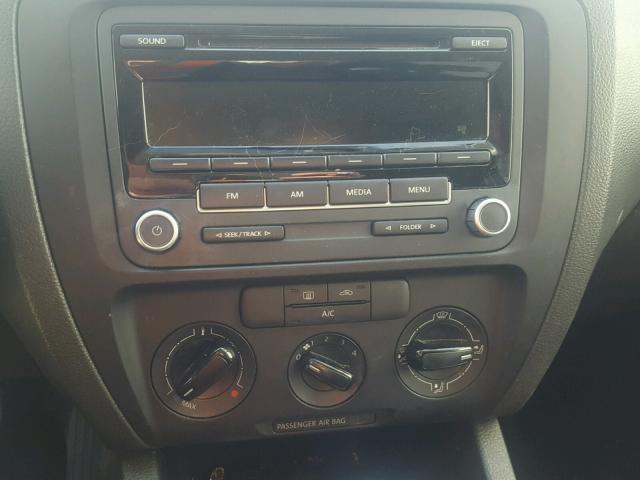 3VW2K7AJ7DM281085 - 2013 VOLKSWAGEN JETTA BASE BLACK photo 9